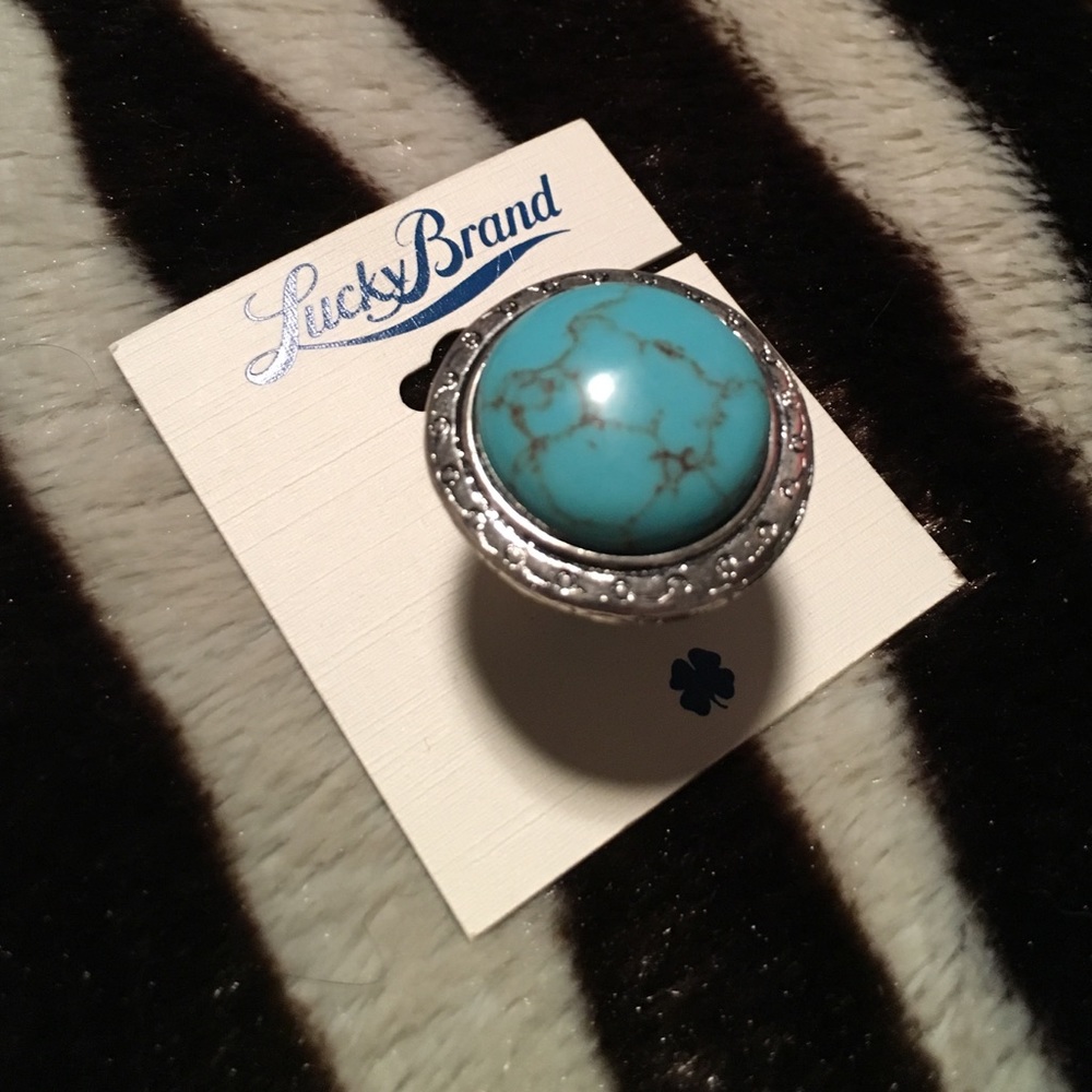 Lucky World Turquoise Ring